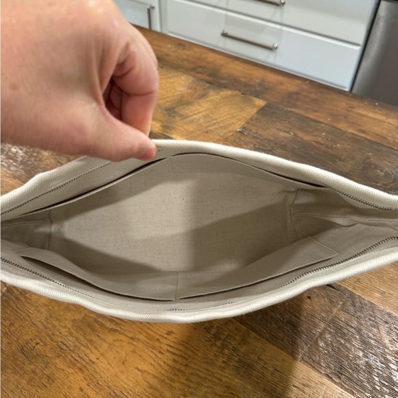 GOYARD 
Canvas Necessaire Organizer Pouch Off White - Picture 6 of 9